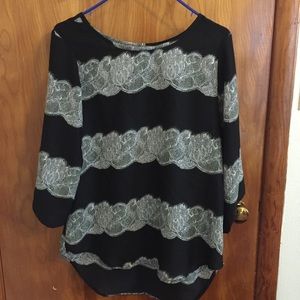 Cato 3/4 sleeve blouse. Size medium